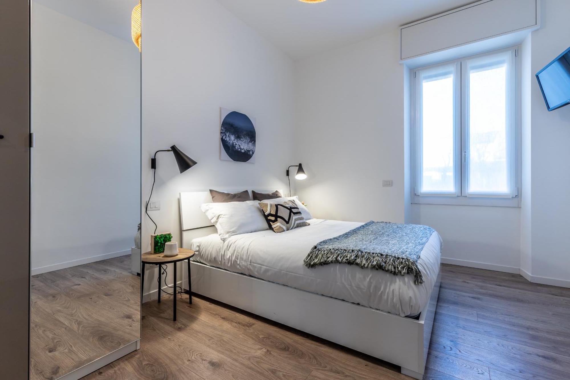 Stayeasy Quadronno33 - 3 Bedrooms, 2 Baths - Duomo Walking Distance Milão Exterior foto